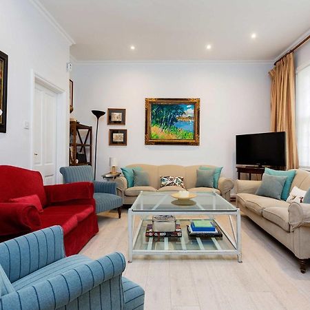 Veeve - A Kensington Mews Villa London Exterior photo